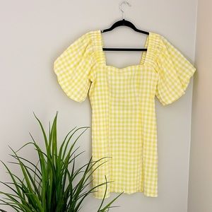 Lena Dress, slight bodycon, puff sleeves, still has tags!